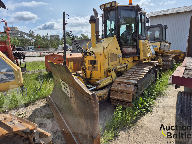 Komatsu D51EX-22 - Bulldozer: picture 1 Komatsu D51EX-22 - Bulldozer: picture 1