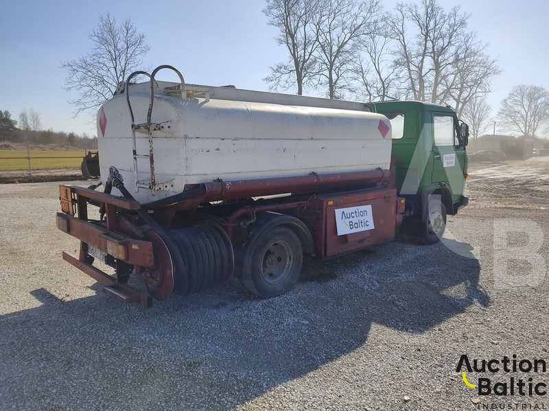 MAN 8.136 - Tank truck: picture 4 MAN 8.136 - Tank truck: picture 4