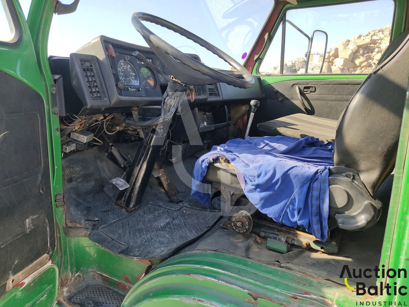 MAN 8.136 - Tank truck: picture 5 MAN 8.136 - Tank truck: picture 5