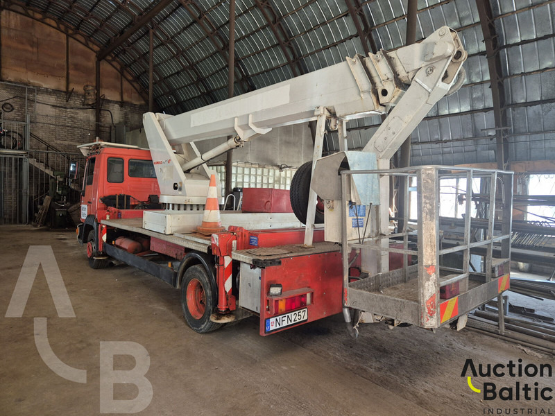 MAN 8.163 - Truck mounted aerial platform: picture 4 MAN 8.163 - Truck mounted aerial platform: picture 4