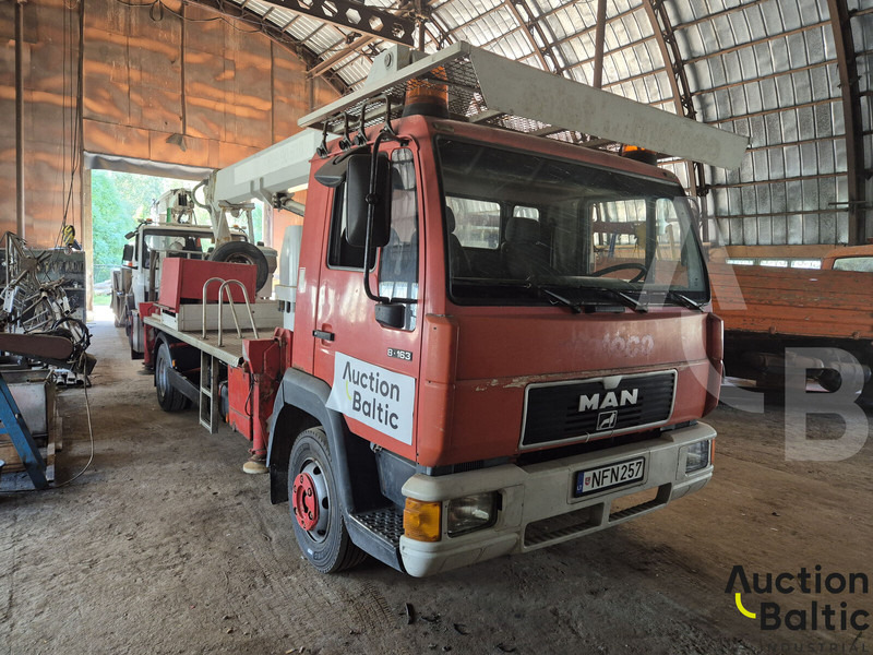MAN 8.163 - Truck mounted aerial platform: picture 2 MAN 8.163 - Truck mounted aerial platform: picture 2
