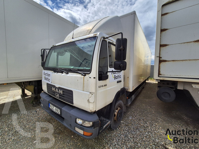 MAN LE12.180 - Box truck: picture 1 MAN LE12.180 - Box truck: picture 1