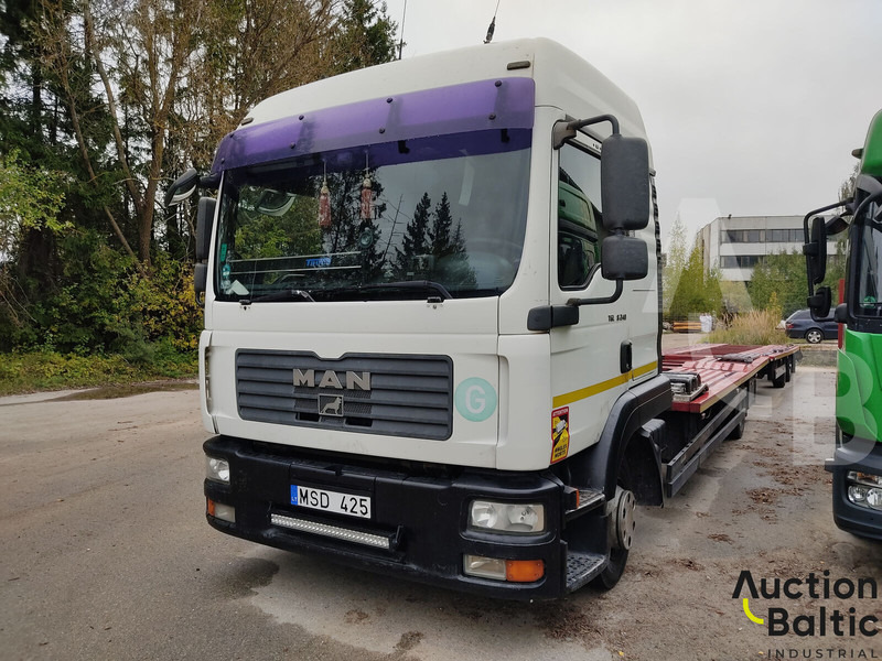 MAN TGL8.240 - Autotransporter truck: picture 2 MAN TGL8.240 - Autotransporter truck: picture 2