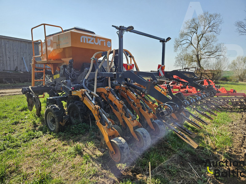 MZURI PRO-TIL3T - Combine seed drill: picture 3 MZURI PRO-TIL3T - Combine seed drill: picture 3
