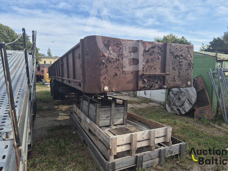 Maz 9397 - Curtainsider semi-trailer: picture 3 Maz 9397 - Curtainsider semi-trailer: picture 3