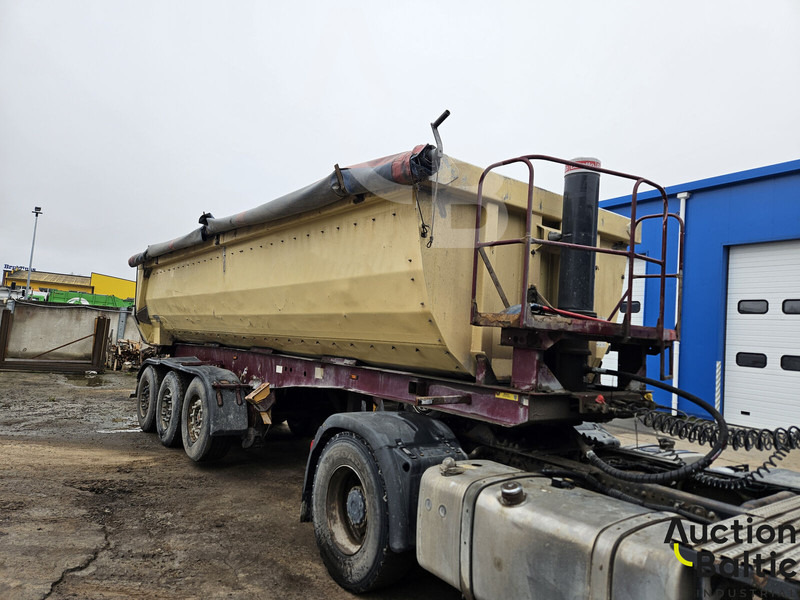 Reisch RHKS-35 - Curtainsider semi-trailer: picture 2 Reisch RHKS-35 - Curtainsider semi-trailer: picture 2