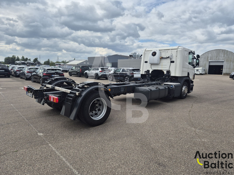 Scania P 450 - Cab chassis truck: picture 3 Scania P 450 - Cab chassis truck: picture 3