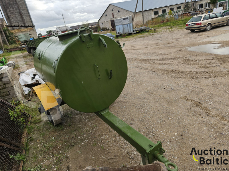 Tanker - Tipper trailer: picture 2 Tanker - Tipper trailer: picture 2