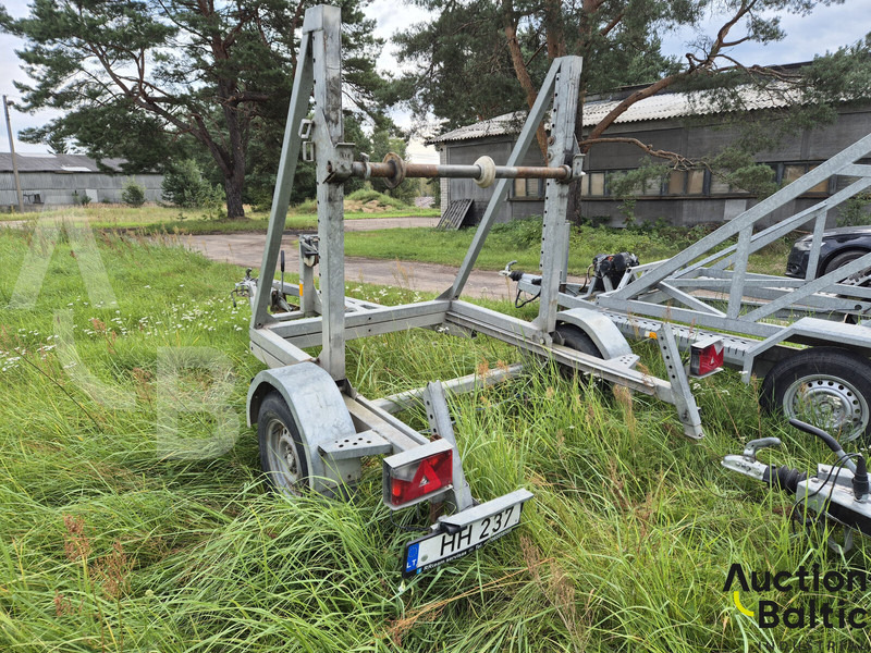 Tiki KP1500-RB - Curtainsider semi-trailer: picture 4 Tiki KP1500-RB - Curtainsider semi-trailer: picture 4