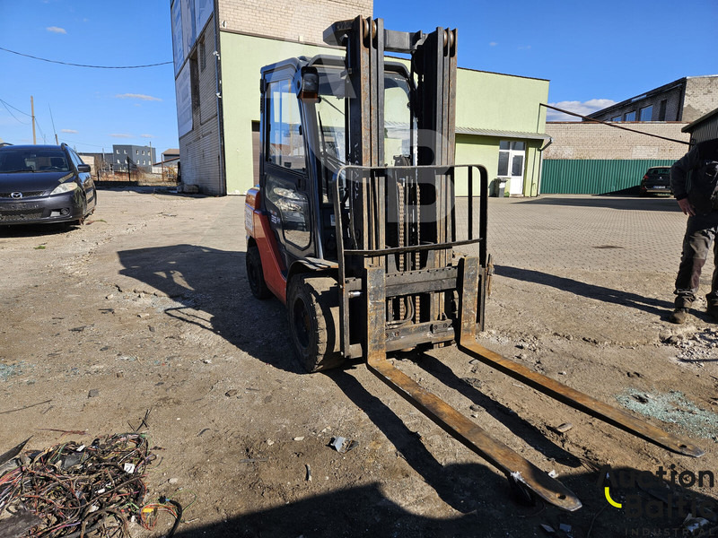 Toyota E 811 - Diesel forklift: picture 2 Toyota E 811 - Diesel forklift: picture 2