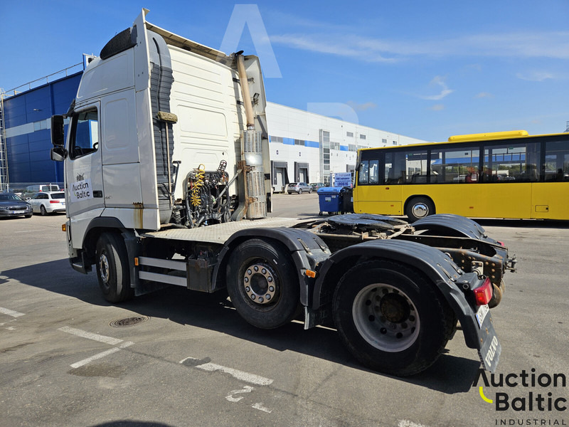 Volvo FH440 - Tractor unit: picture 3 Volvo FH440 - Tractor unit: picture 3