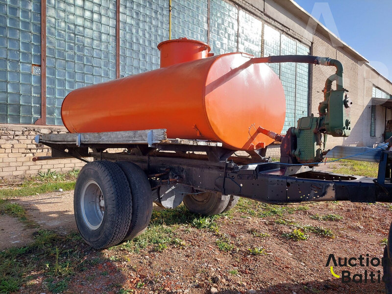 Trailer for transporting and watering water - Tank trailer: picture 1 Trailer for transporting and watering water - Tank trailer: picture 1