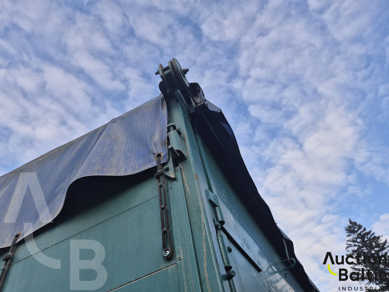 Varig  - Curtainsider semi-trailer: picture 5 Varig  - Curtainsider semi-trailer: picture 5