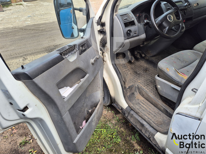 Volkswagen Transporter - Open body delivery van: picture 5 Volkswagen Transporter - Open body delivery van: picture 5