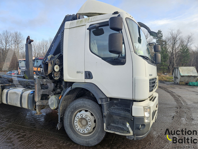 Volvo FE320 - Hook lift truck, Crane truck: picture 2 Volvo FE320 - Hook lift truck, Crane truck: picture 2