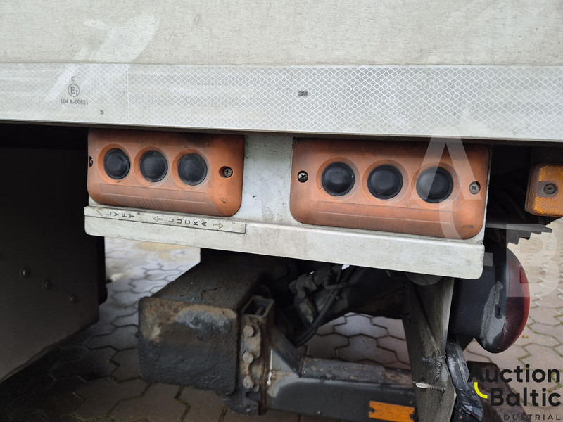 Box truck Volvo FL240: picture 13 Box truck Volvo FL240: picture 13