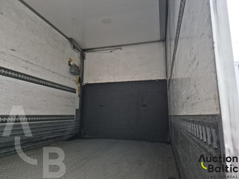 Box truck Volvo FL240: picture 10 Box truck Volvo FL240: picture 10