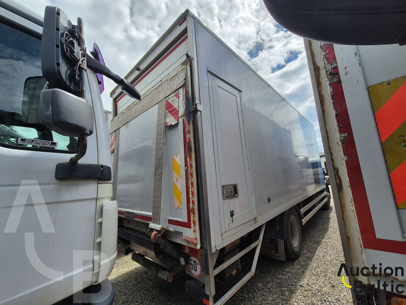 Volvo FL240 - Box truck: picture 3 Volvo FL240 - Box truck: picture 3