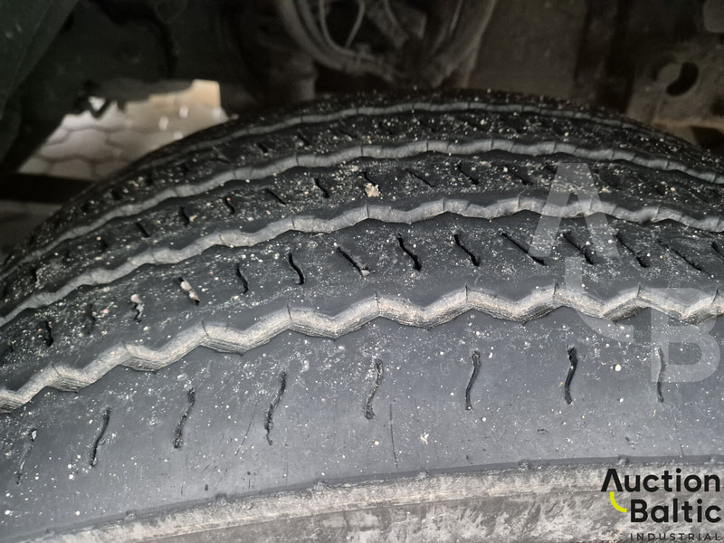 Box truck Volvo FL240: picture 15 Box truck Volvo FL240: picture 15