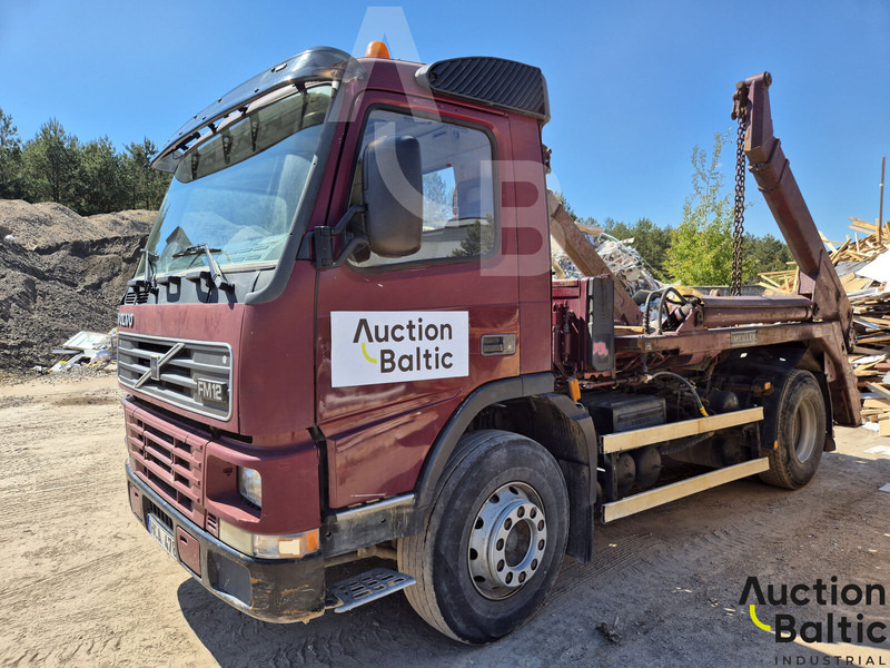 Volvo FM12 - Skip loader truck: picture 1 Volvo FM12 - Skip loader truck: picture 1