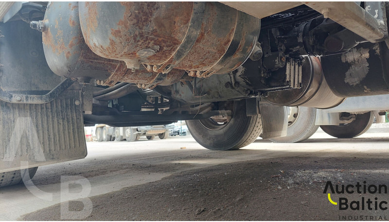 Leasing of Volvo FM9 Volvo FM9: picture 11