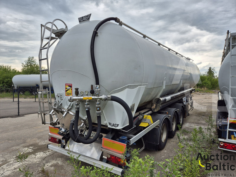 Wabco LAG - Curtainsider semi-trailer: picture 1 Wabco LAG - Curtainsider semi-trailer: picture 1