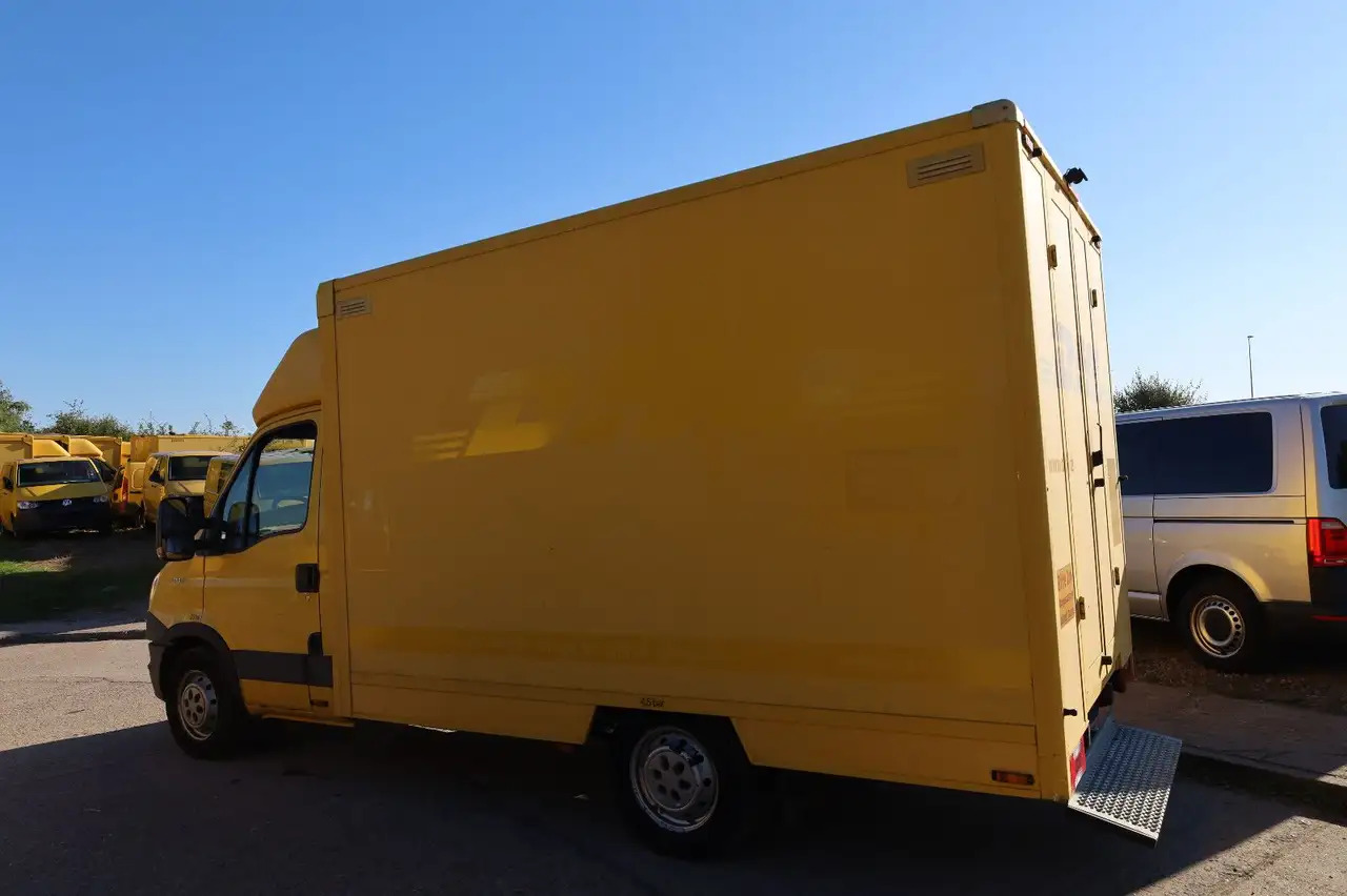 Iveco Daily/ Regalsystem/Luftfeder/KURZ/1. Hand - Box van: picture 4 Iveco Daily/ Regalsystem/Luftfeder/KURZ/1. Hand - Box van: picture 4