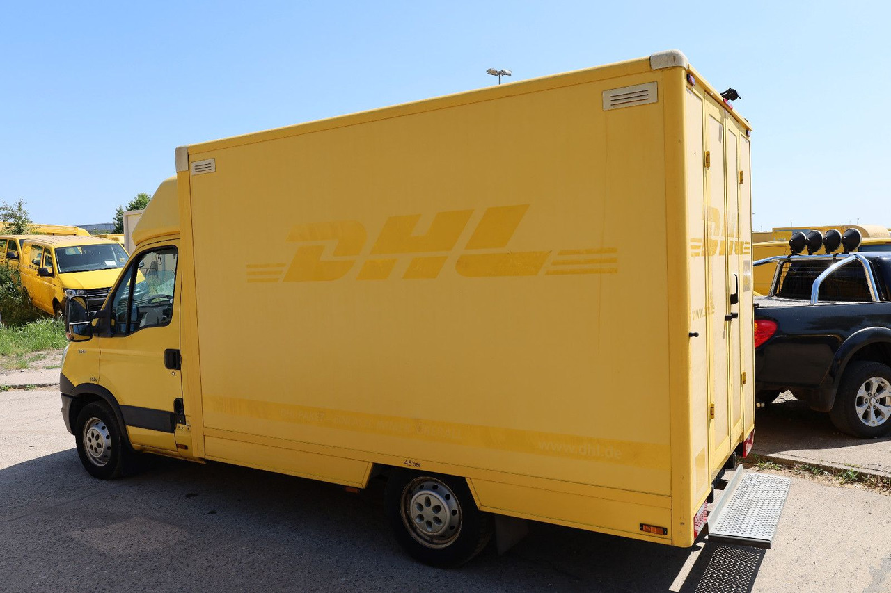 Iveco Daily/ Regalsystem/Luftfeder/KURZ - Box van: picture 3 Iveco Daily/ Regalsystem/Luftfeder/KURZ - Box van: picture 3