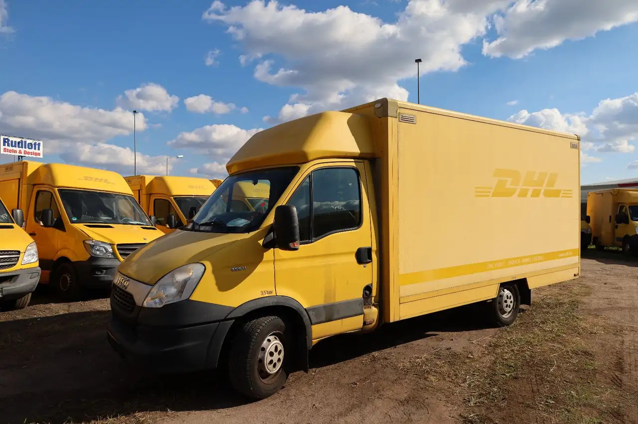 Iveco IS35SI2AA Daily/ Regalsystem/Luftfeder/1. Hand/ - Box van: picture 3 Iveco IS35SI2AA Daily/ Regalsystem/Luftfeder/1. Hand/ - Box van: picture 3