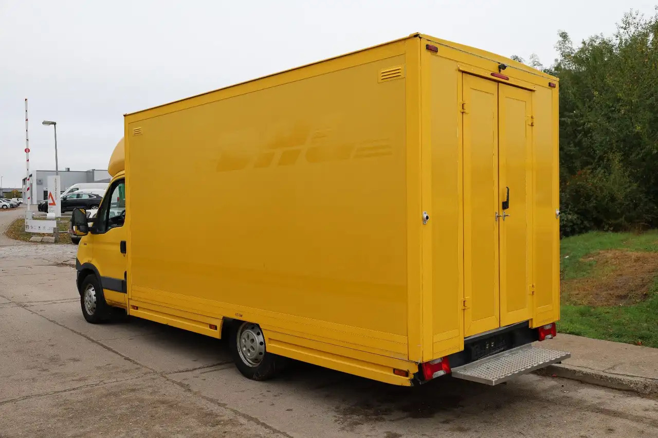 Iveco IS35SI2AA Daily/ Regalsystem/Luftfeder/1. Hand/ - Box van: picture 3 Iveco IS35SI2AA Daily/ Regalsystem/Luftfeder/1. Hand/ - Box van: picture 3