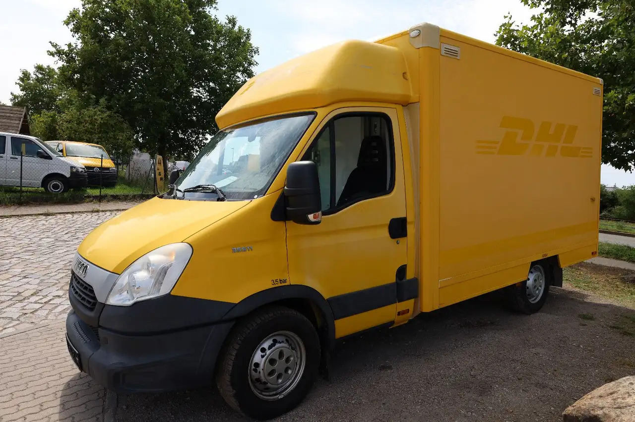 Iveco Iveco Daily/ Regalsystem/Luftfeder/KURZ/1. Hand - Box van: picture 2 Iveco Iveco Daily/ Regalsystem/Luftfeder/KURZ/1. Hand - Box van: picture 2