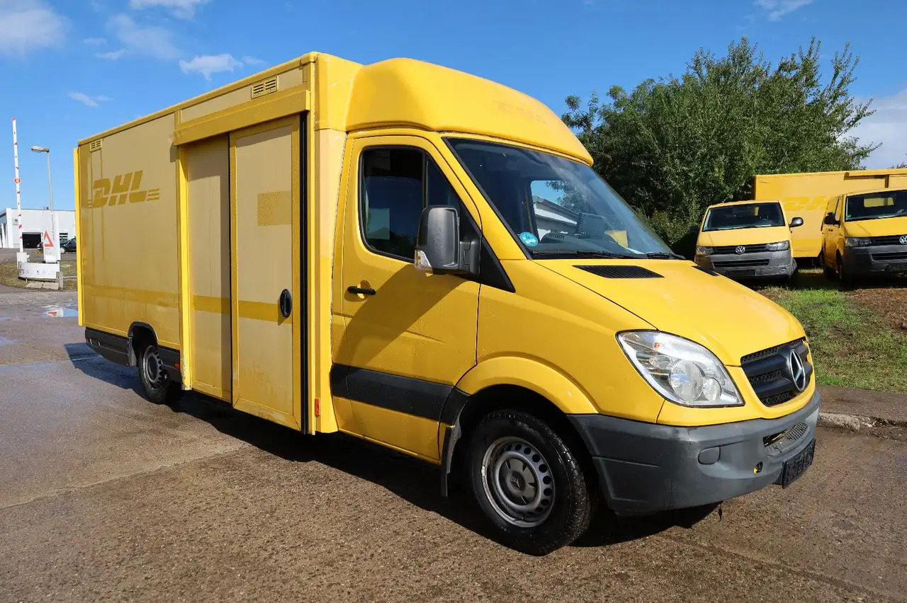 Mercedes-Benz Sprinter II Pritsche/ Koffer/Regalsystem - Box van: picture 1 Mercedes-Benz Sprinter II Pritsche/ Koffer/Regalsystem - Box van: picture 1