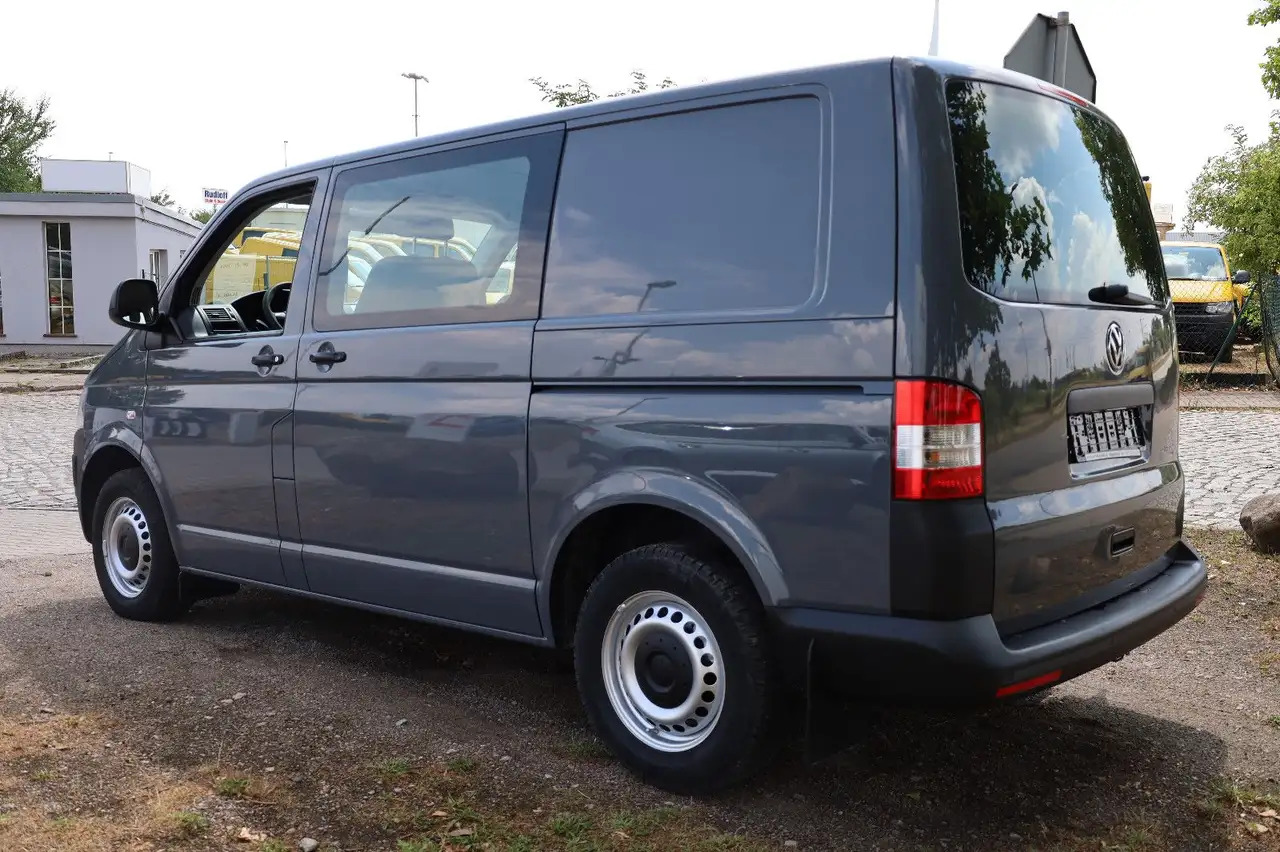 Volkswagen T5 Transporter Kasten-Kombi 2.0 TDI/EU5/5-Sitze - Car: picture 4 Volkswagen T5 Transporter Kasten-Kombi 2.0 TDI/EU5/5-Sitze - Car: picture 4