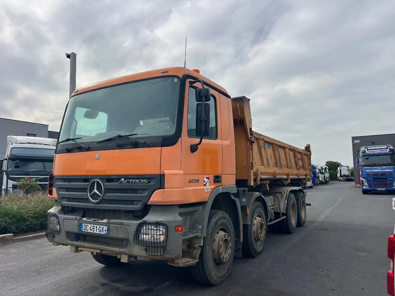 Mercedes-Benz Actros 3336 8x4 TIPPER**3 Pedals**Actros 3336** - Tipper: picture 5 Mercedes-Benz Actros 3336 8x4 TIPPER**3 Pedals**Actros 3336** - Tipper: picture 5