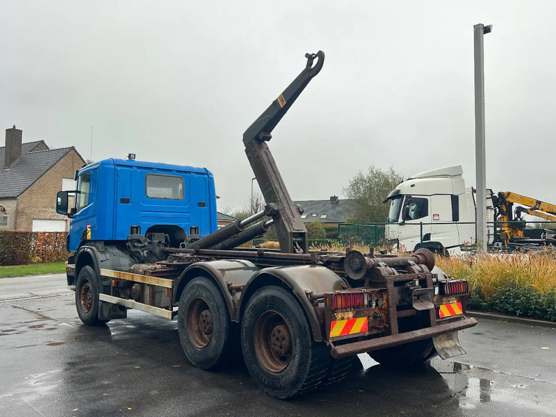 Scania P420 Belgian truck**205.000km**Retarder full steel** - Hook lift truck: picture 3 Scania P420 Belgian truck**205.000km**Retarder full steel** - Hook lift truck: picture 3