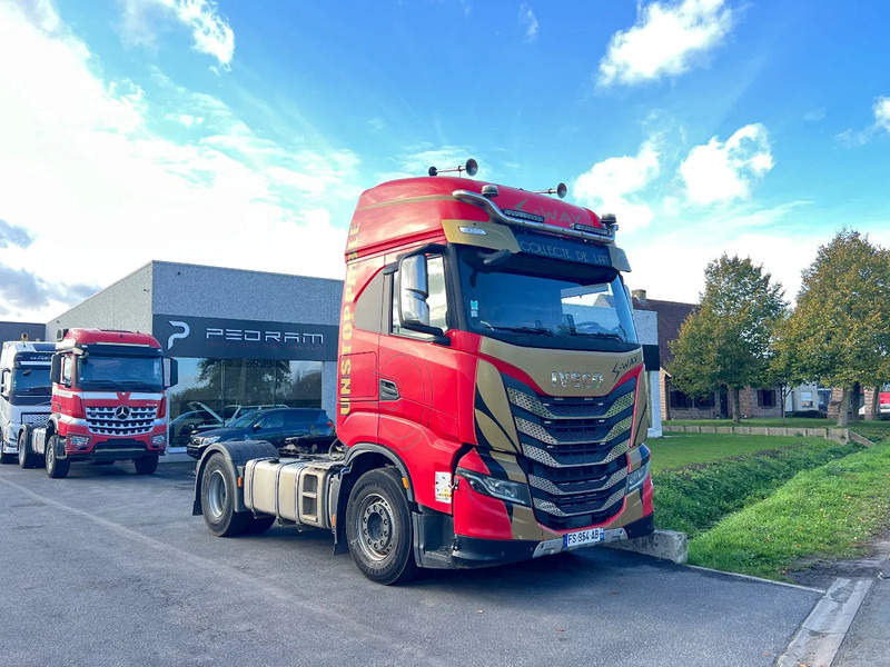 Iveco S-WAY 570 S 570 12.2020 **VOITH RETARDER**660.000 km - Tractor unit: picture 2 Iveco S-WAY 570 S 570 12.2020 **VOITH RETARDER**660.000 km - Tractor unit: picture 2