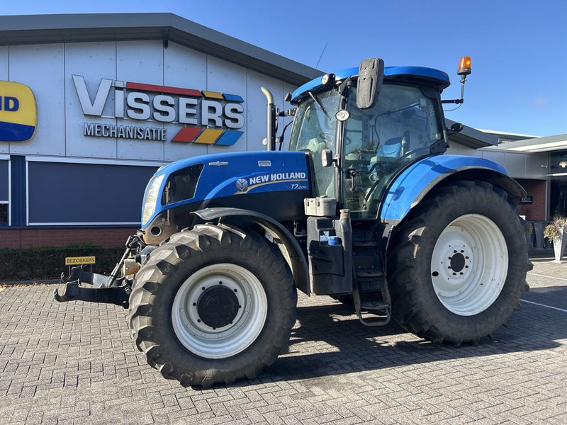New Holland New Holland T7.200 Autocommand - Farm tractor: picture 1 New Holland New Holland T7.200 Autocommand - Farm tractor: picture 1