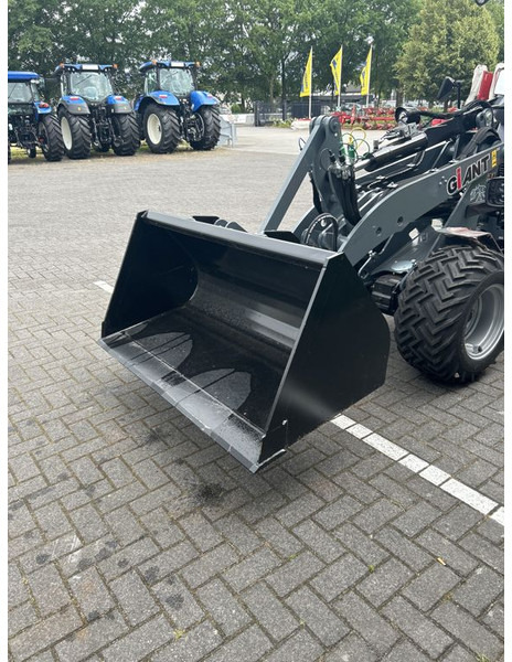 Tobroco Grondbak 150 cm Giant aanspan - Bucket for Construction machinery: picture 3 Tobroco Grondbak 150 cm Giant aanspan - Bucket for Construction machinery: picture 3