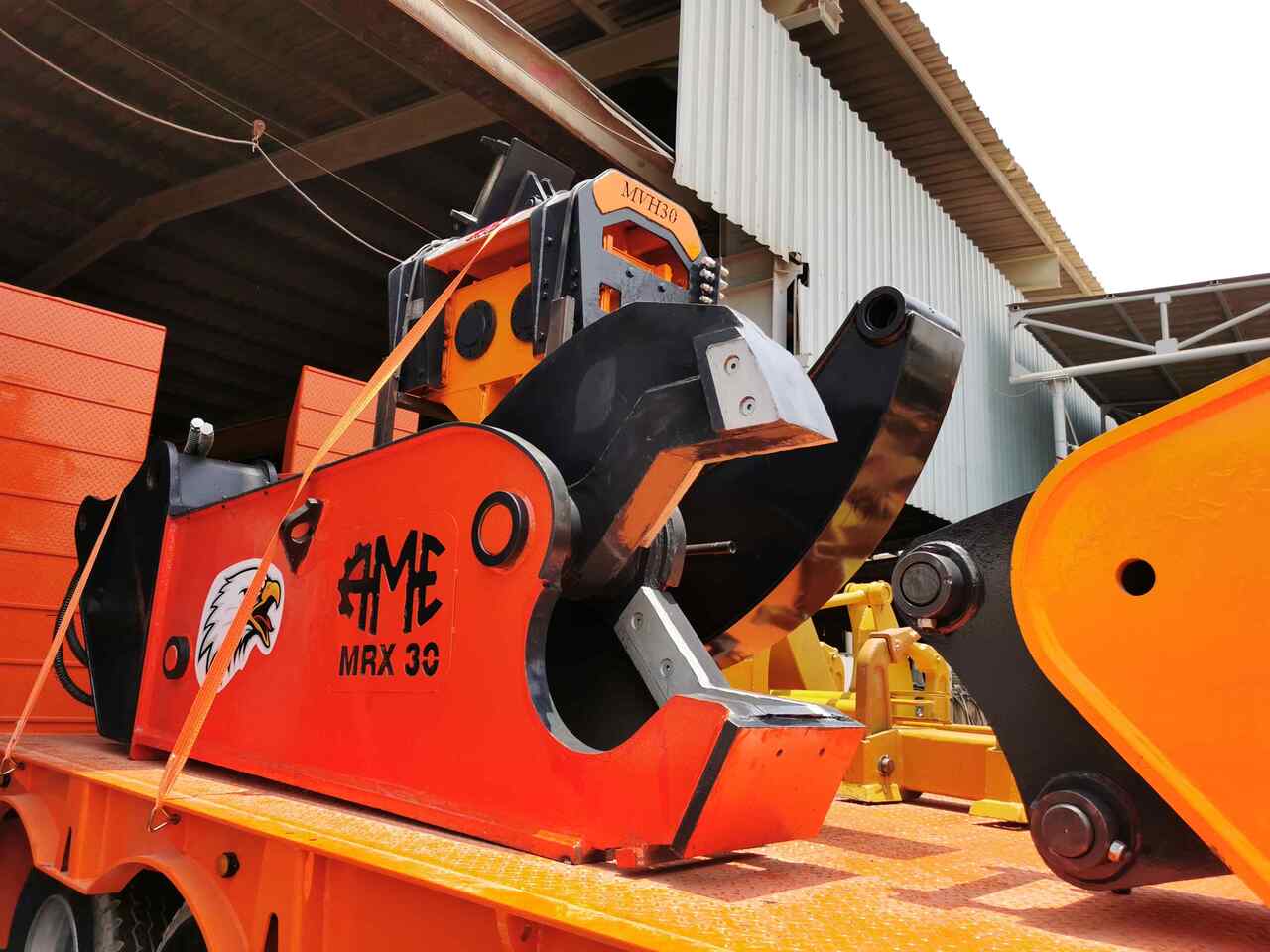 New Demolition shears for Excavator AME Hydraulic 360° Rotating Steel Shear Jaw: picture 16