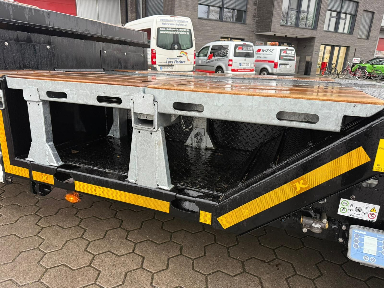 Low loader semi-trailer Kässbohrer K.SLA R 4 / 2N 18/40 Tieflader Radmulden tele: picture 15 Low loader semi-trailer Kässbohrer K.SLA R 4 / 2N 18/40 Tieflader Radmulden tele: picture 15