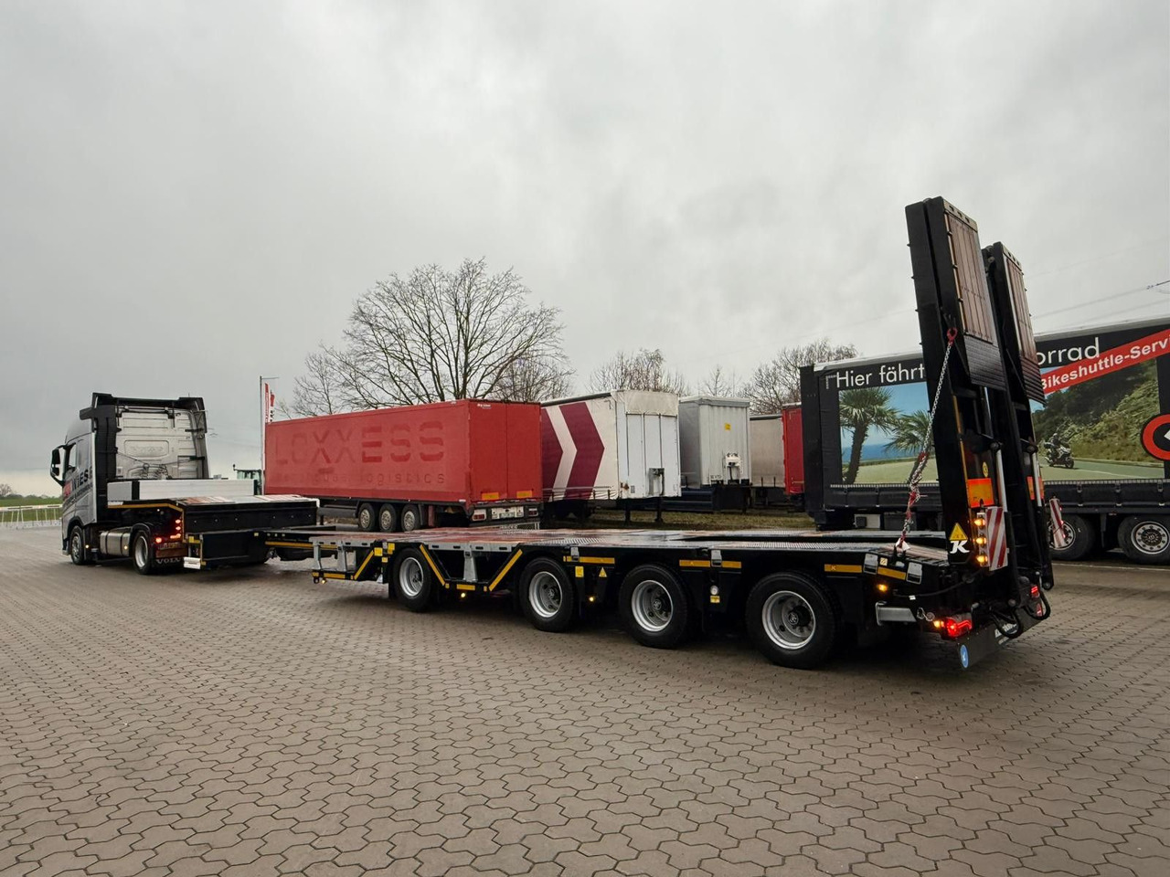 Low loader semi-trailer Kässbohrer K.SLA R 4 / 2N 18/40 Tieflader Radmulden tele: picture 8 Low loader semi-trailer Kässbohrer K.SLA R 4 / 2N 18/40 Tieflader Radmulden tele: picture 8