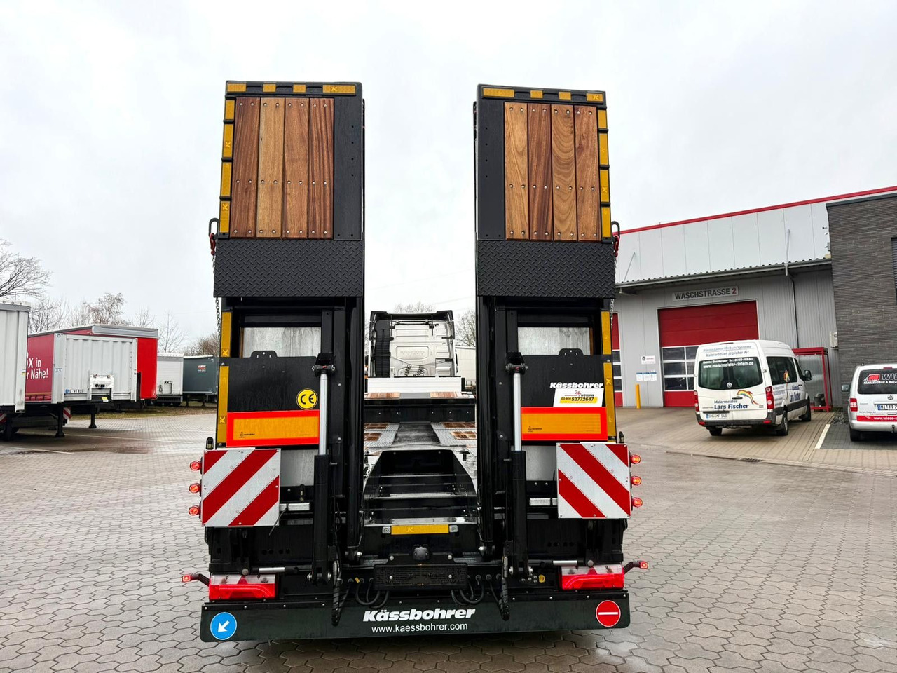 Low loader semi-trailer Kässbohrer K.SLA R 4 / 2N 18/40 Tieflader Radmulden tele: picture 9 Low loader semi-trailer Kässbohrer K.SLA R 4 / 2N 18/40 Tieflader Radmulden tele: picture 9