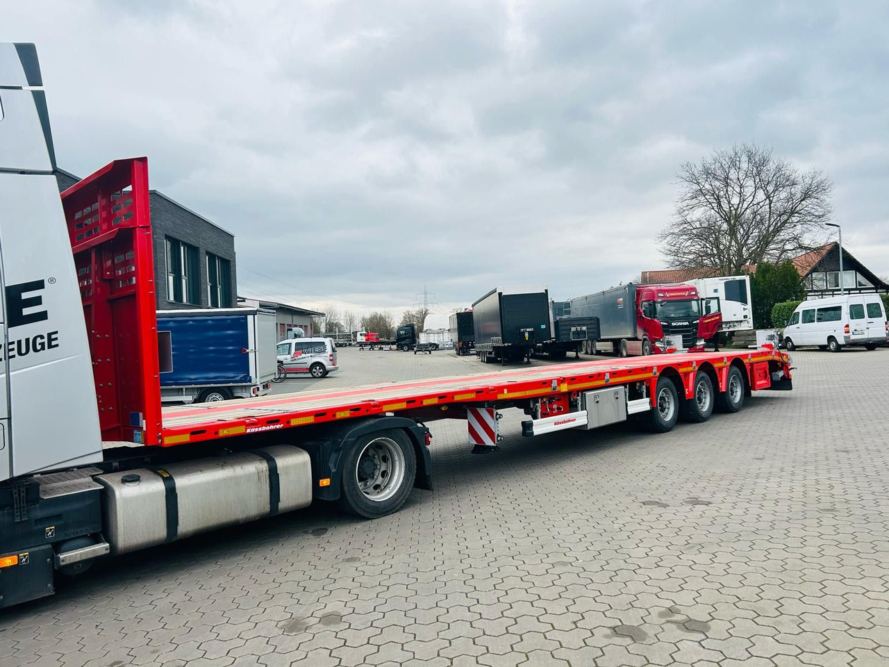 Kässbohrer SPS Mega Schwerlast Plattform - Dropside/ Flatbed semi-trailer: picture 4 Kässbohrer SPS Mega Schwerlast Plattform - Dropside/ Flatbed semi-trailer: picture 4
