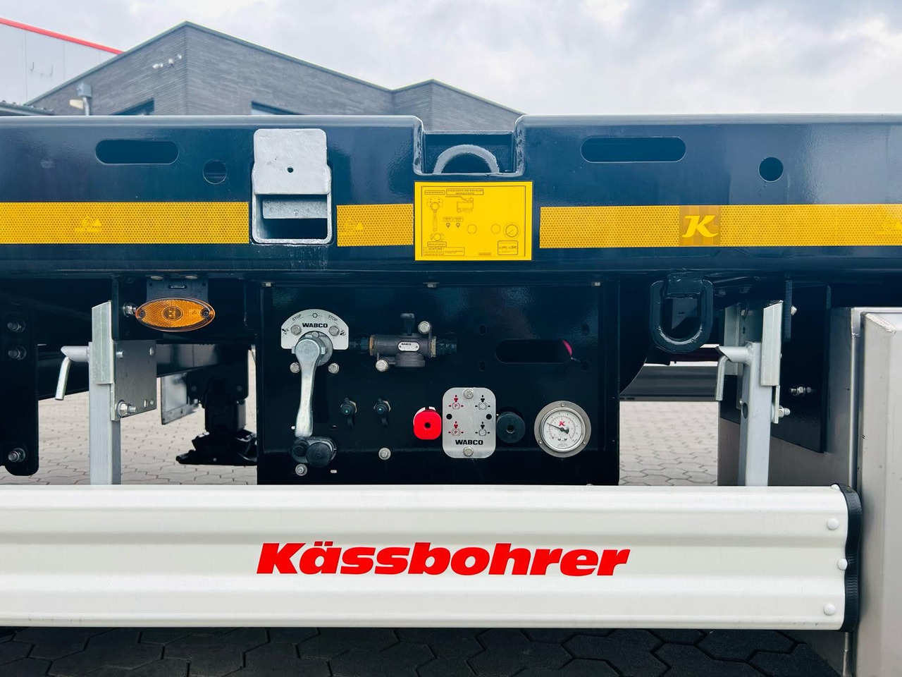 Dropside/ Flatbed semi-trailer Kässbohrer SPS Mega Schwerlast Plattform Lenkachse: picture 11