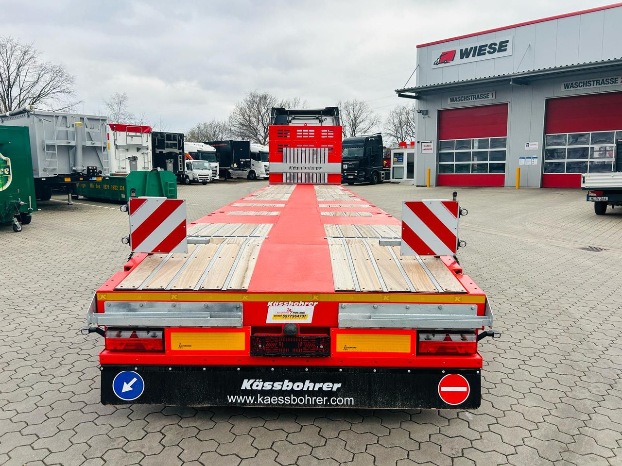 Kässbohrer SPS Mega Schwerlast Plattform Lenkachse - Dropside/ Flatbed semi-trailer: picture 5 Kässbohrer SPS Mega Schwerlast Plattform Lenkachse - Dropside/ Flatbed semi-trailer: picture 5
