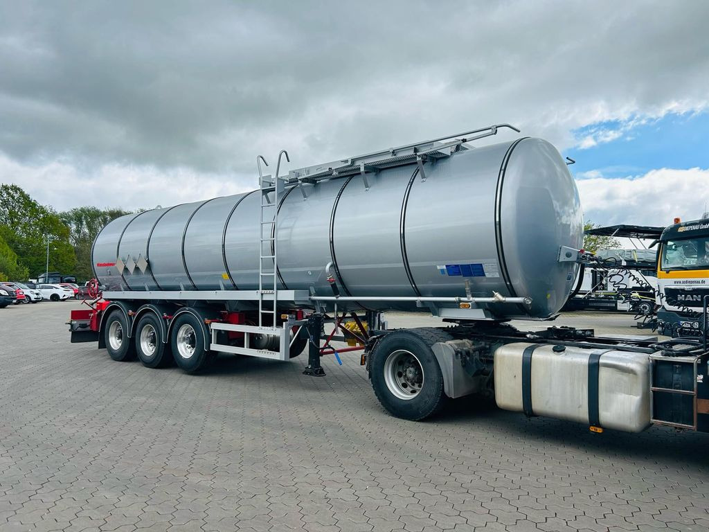Kässbohrer STS.SS Edelstahl Tankauflieger Bitumen 32m³ - Tank semi-trailer: picture 3 Kässbohrer STS.SS Edelstahl Tankauflieger Bitumen 32m³ - Tank semi-trailer: picture 3
