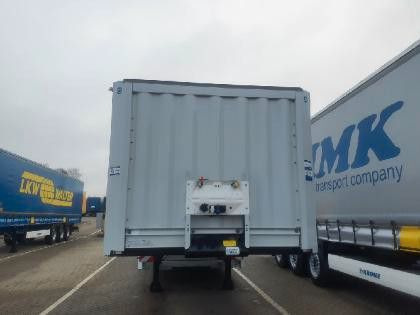 Krone Plateau-Auflieger - Lenkachse + Stapleraufnahme Krone Plateau-Auflieger - Lenkachse + Stapleraufnahme - Dropside/ Flatbed semi-trailer: picture 4 Krone Plateau-Auflieger - Lenkachse + Stapleraufnahme Krone Plateau-Auflieger - Lenkachse + Stapleraufnahme - Dropside/ Flatbed semi-trailer: picture 4