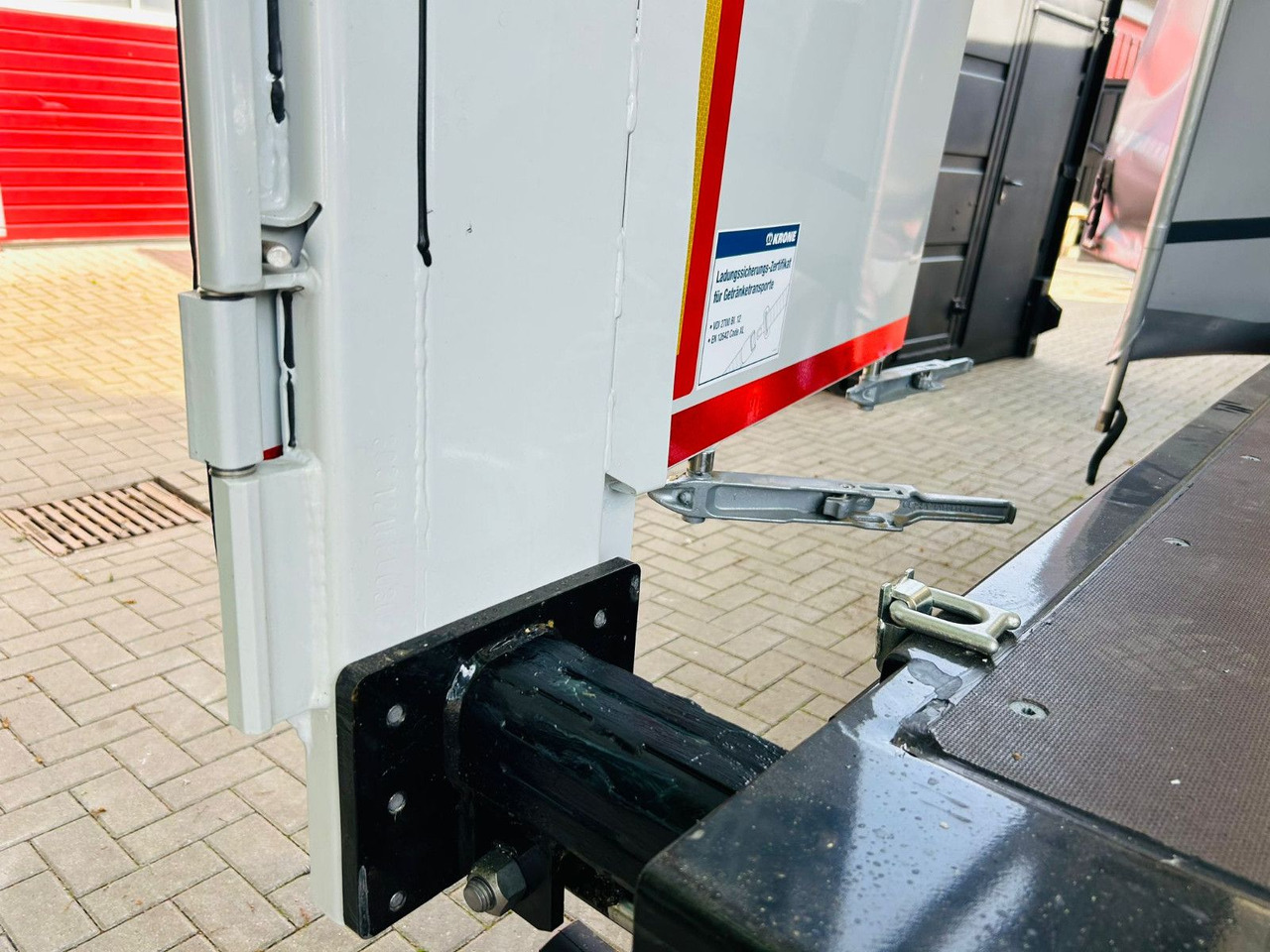 Curtainsider semi-trailer Krone SDP 27 Stufensattel Auflieger mit Spreizheck: picture 7