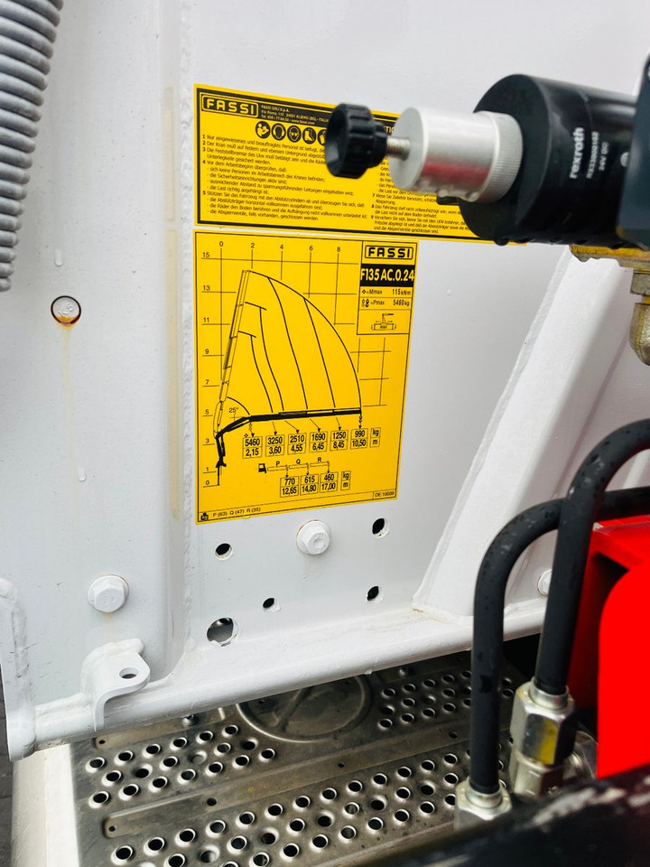 Mercedes-Benz Arocs 1835 4x4 Meiller Fassi Kran Kipper - Tipper, Crane truck: picture 4 Mercedes-Benz Arocs 1835 4x4 Meiller Fassi Kran Kipper - Tipper, Crane truck: picture 4