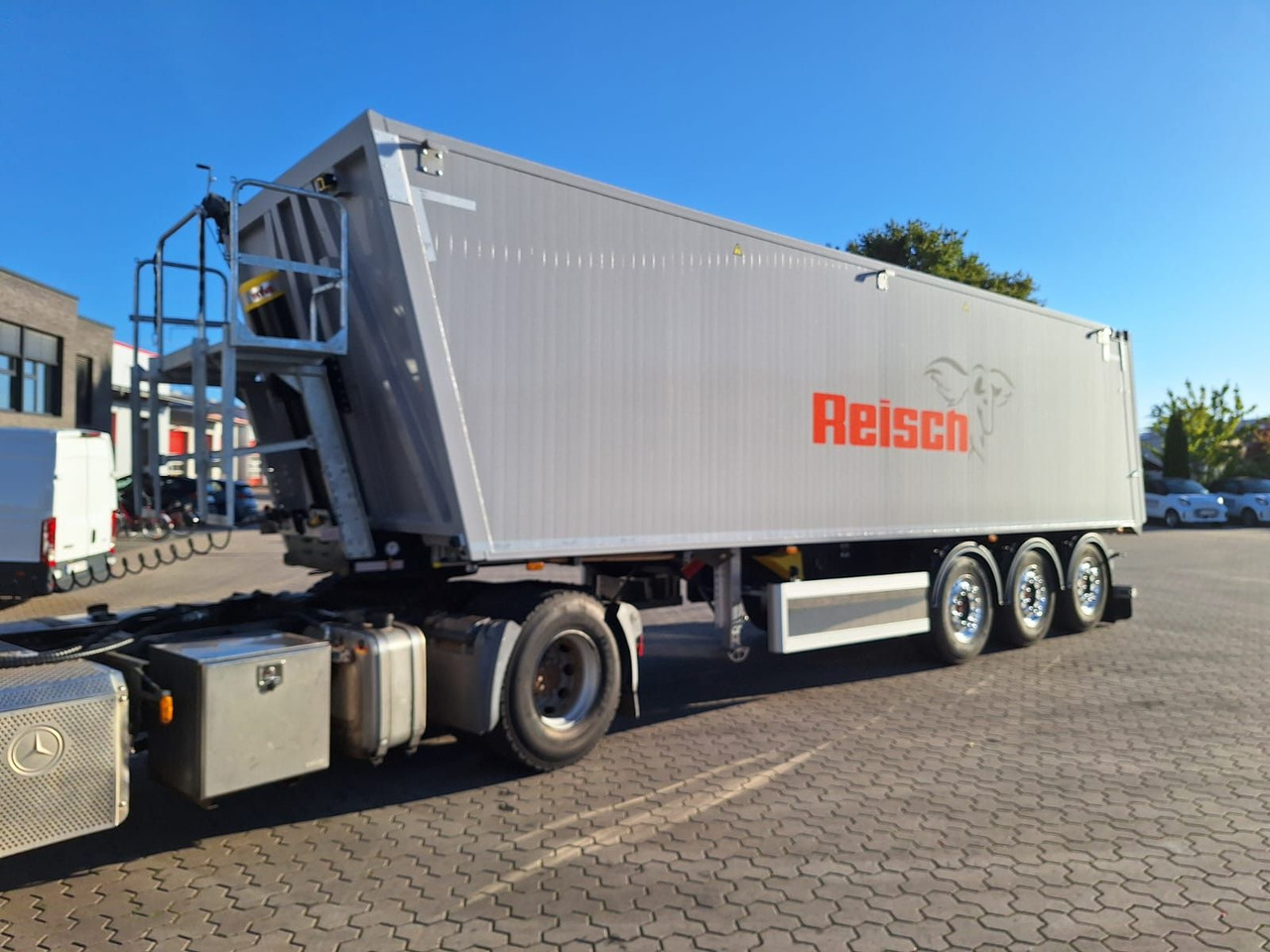 Reisch RHKS Kipper 50m³ SOFORT VERFÜGBAR - Tipper semi-trailer: picture 1 Reisch RHKS Kipper 50m³ SOFORT VERFÜGBAR - Tipper semi-trailer: picture 1